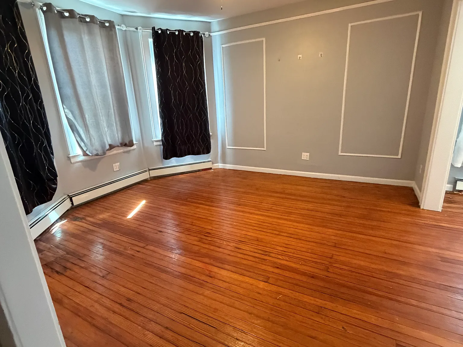 3 bed, $2,300 — Photo 3