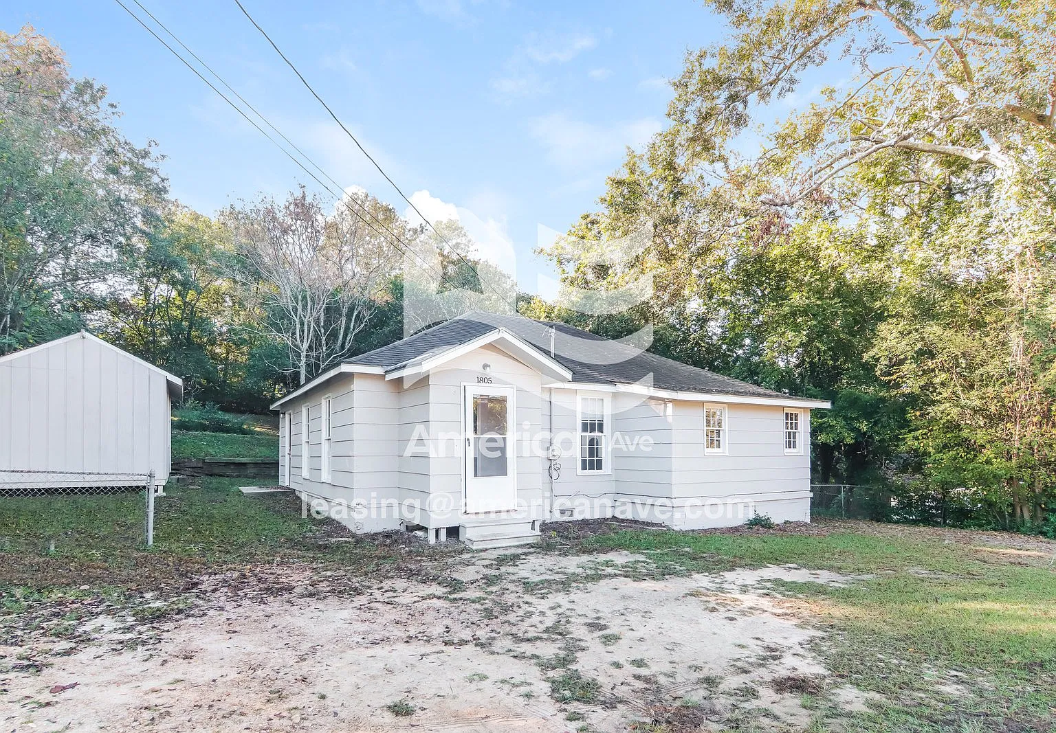 3 bed, 1.5 bath, 1168 sqft, $1,097 — Photo 1