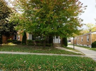 179 S Aldine Ave, Elgin, IL 60123