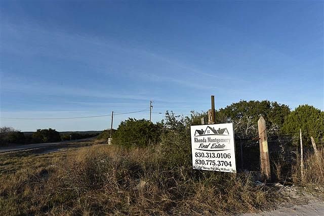 1st image of 14886 F.m. Road 674
