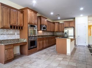 9044 W Quail Track Dr, Peoria, AZ 85383
