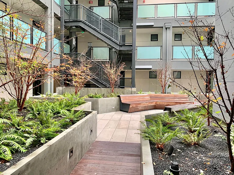 580 Hayes St #306 — Photo 24
