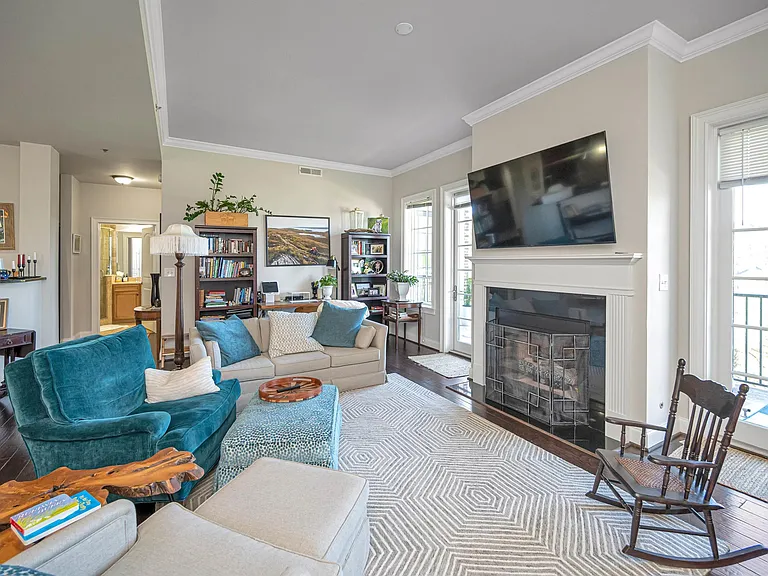 2600 Highland Ave S #502 — Photo 7
