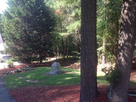 Front Area, lot's of room.