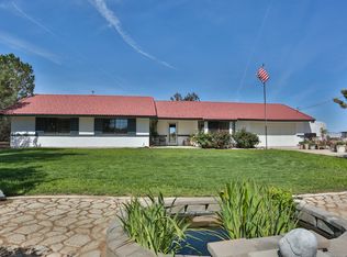 9060 Aster Rd, Oak Hills, CA 92344