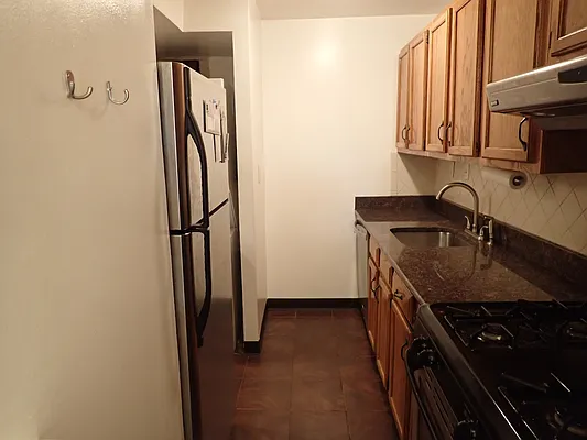 Rented by Hakeem Shahid, LREB | media 18