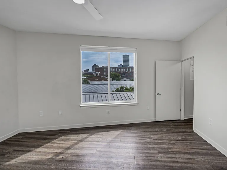 Vista Lofts — Photo 10