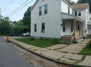 13 Mission St, Glens Falls, NY 12801
