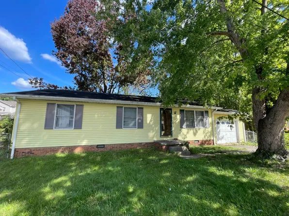 120 Dawn Hts, Scott Depot, WV 25560