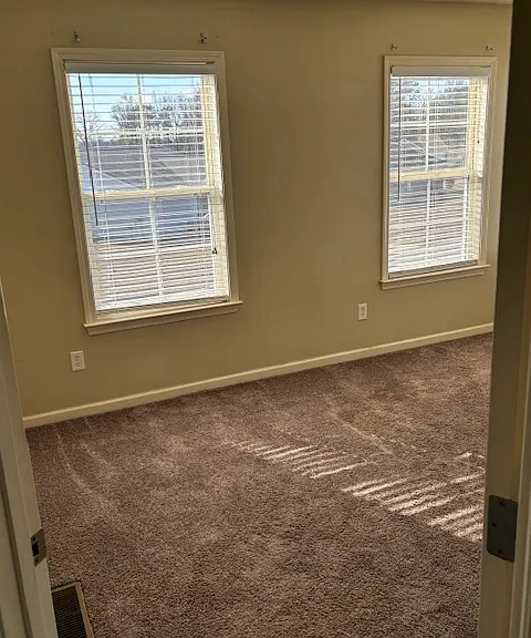 165 Mayberry Ln — Photo 4