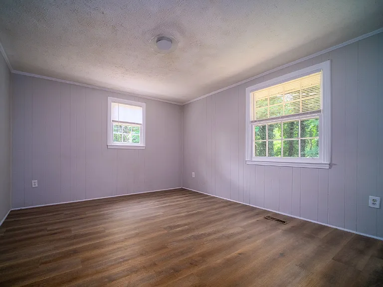 2017 Redwood Cir — Photo 41