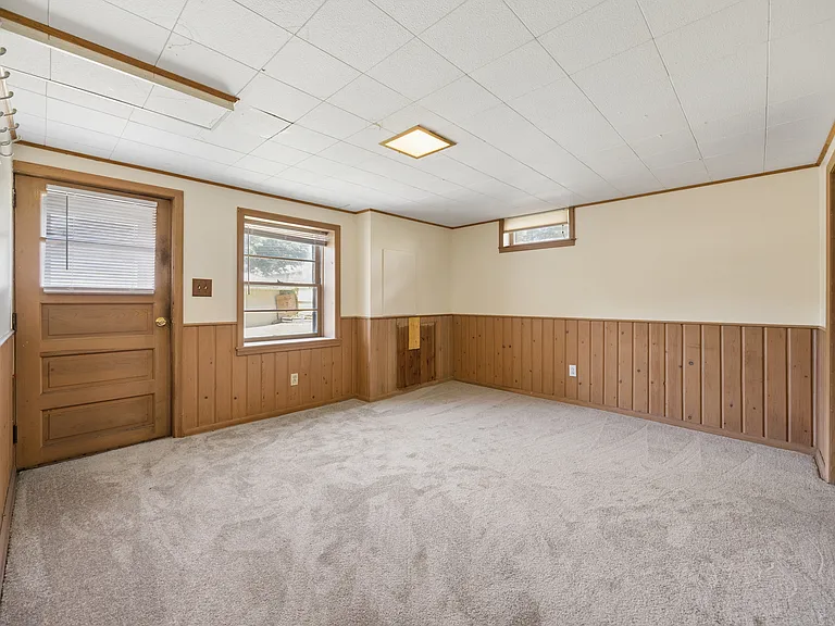 4414 Washington St NE — Photo 14