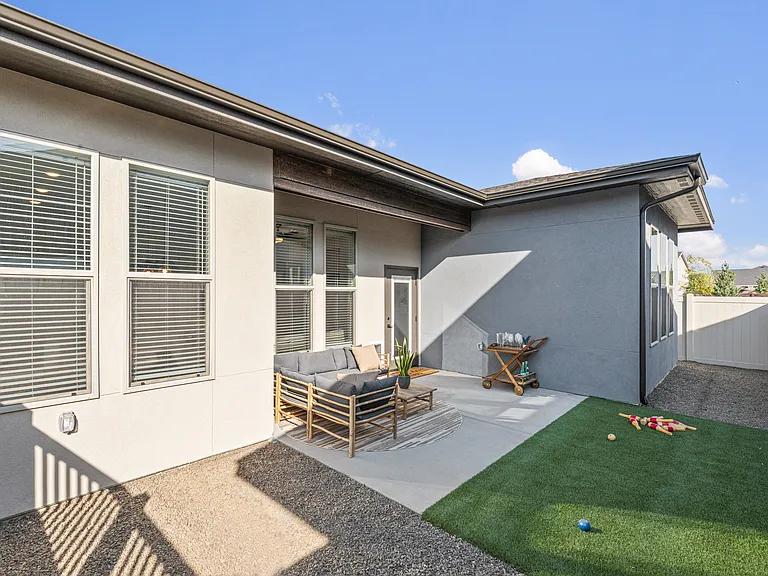 Private Enclosed Backyard