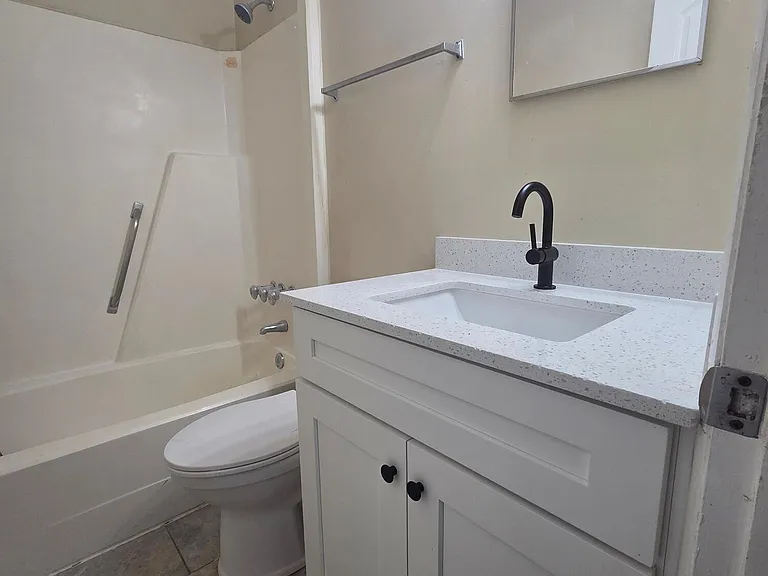 179 Reagan Rd #B3 — Photo 9