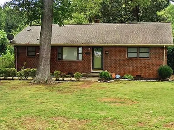 808 Buckner St, Graham, NC 27253