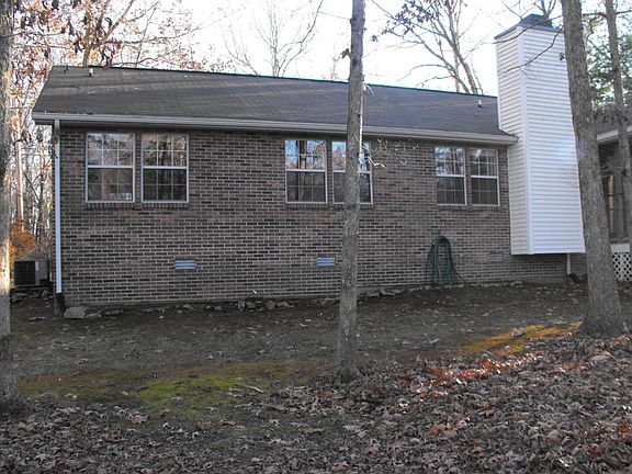 2nd image of 116 Anglewood Dr