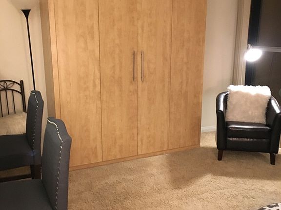 4th image of 253 10th Ave Unit 528