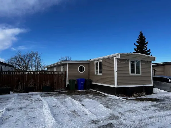 5103 61st Ave #8, Olds, AB T4H 1L5