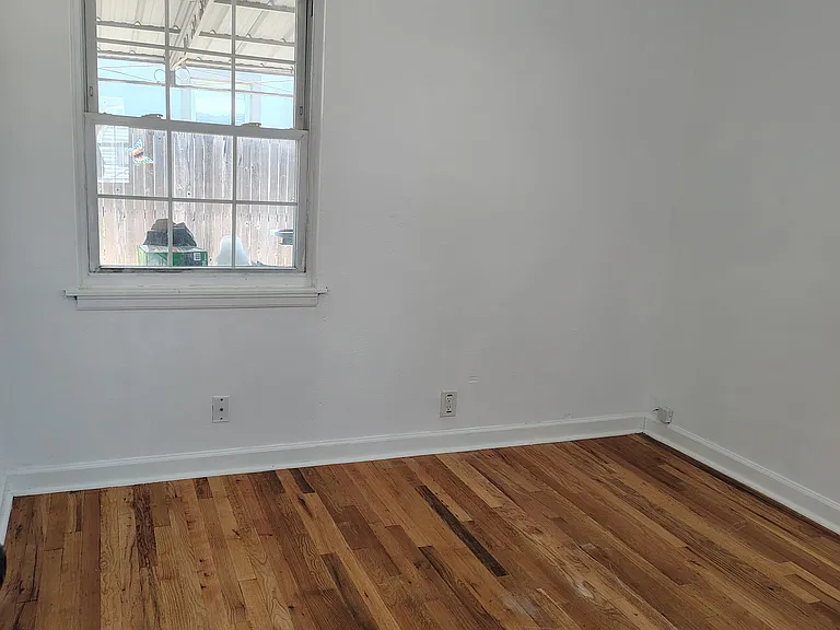 6891 Olive St — Photo 11