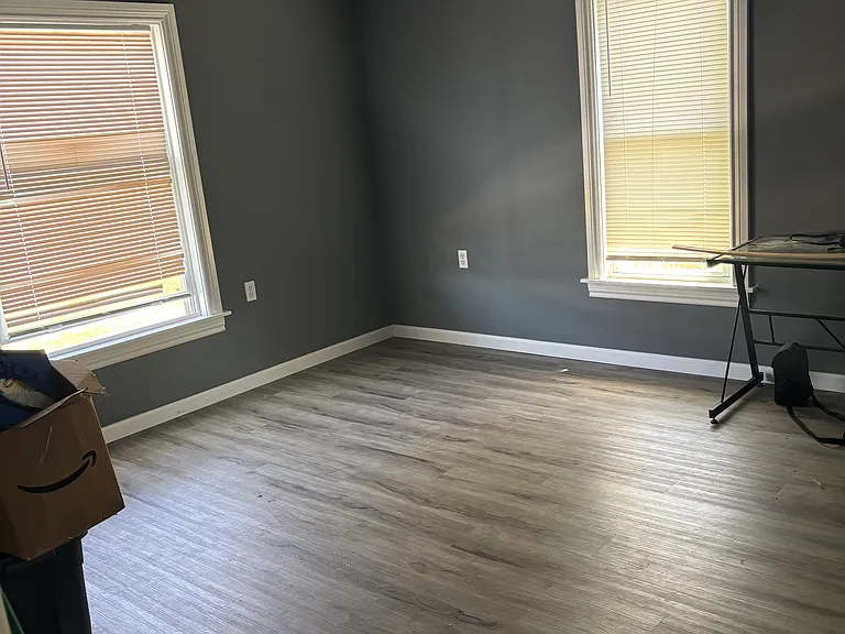 228 E Main St #1 — Photo 18