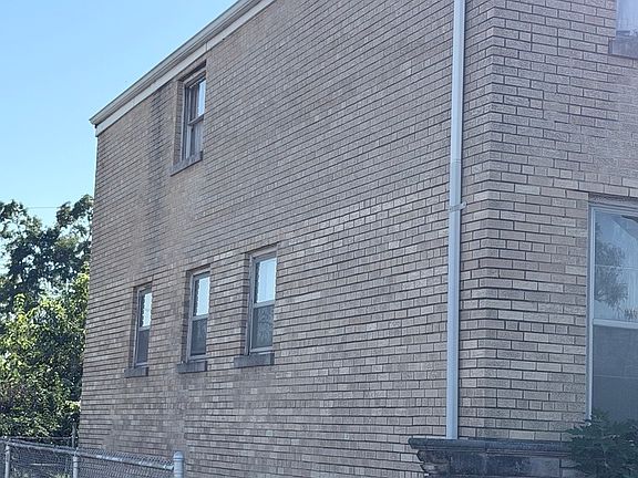 3rd image of 4111 W 135th Pl