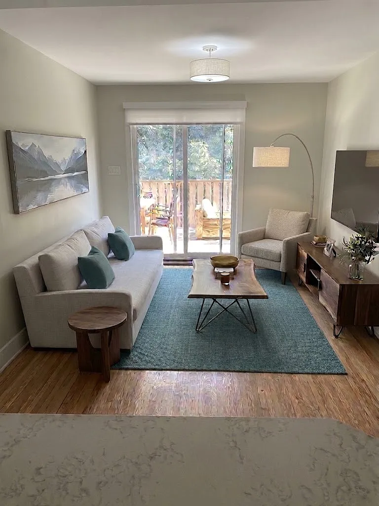 7 Ardaven Pl — Photo 1