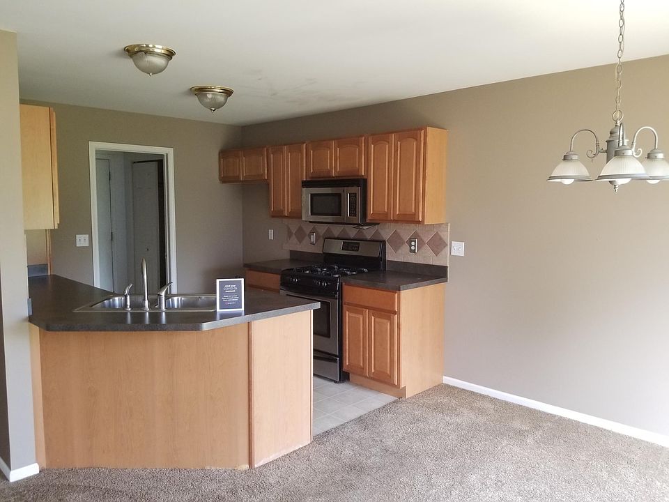 1410 Hunters Ridge Dr, Genoa City, WI 53128 Zillow