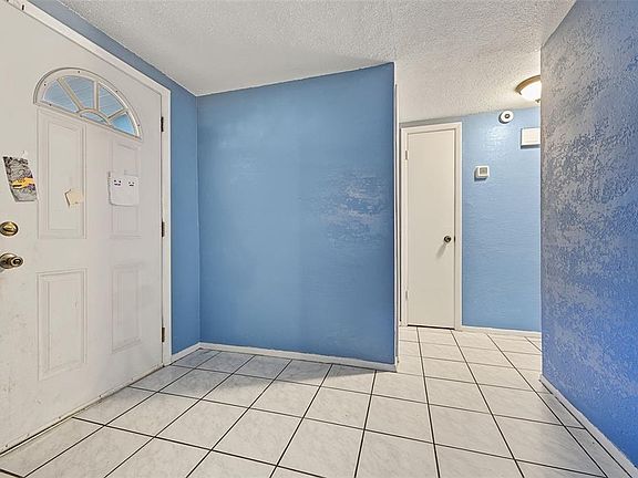 3rd image of 7234 ASHWOOD DRIVE