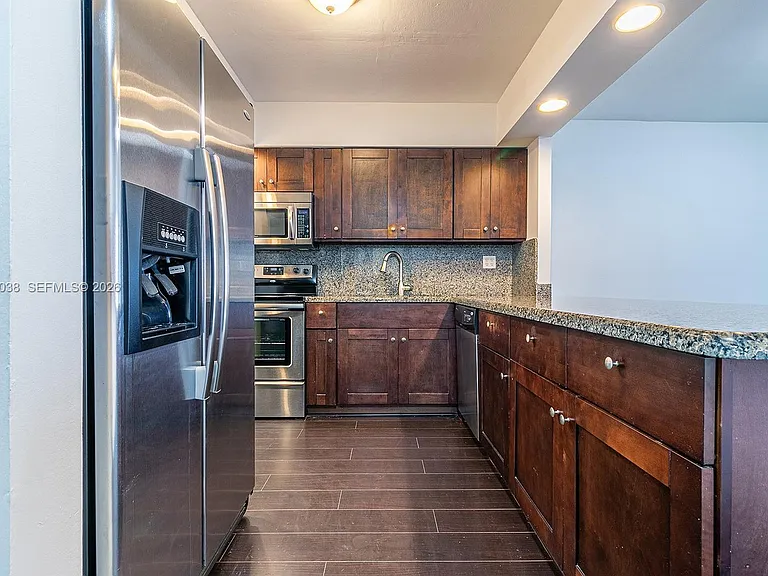 500 Three Islands Blvd #222 — Photo 4