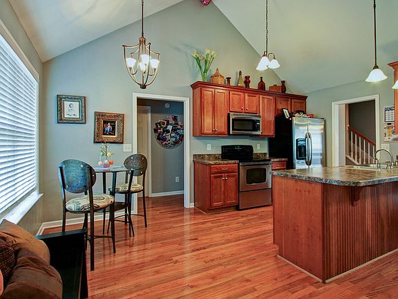 Enjoy this Breakfast Nook