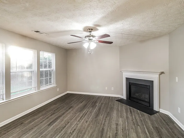 1247 Matt Moore Ct — Photo 5