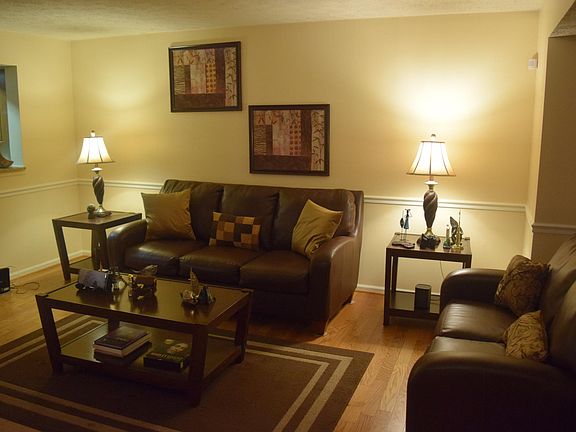 3rd image of 4213 Crosswood Dr