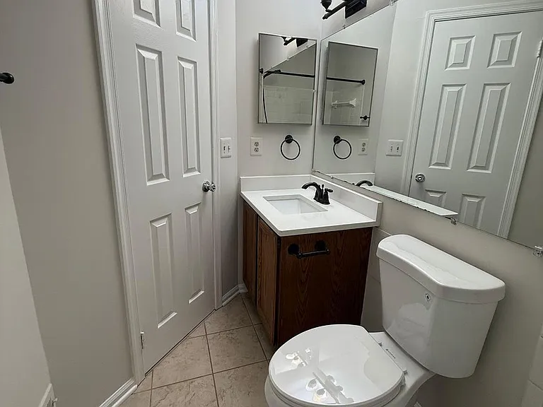 8442 Springfield Oaks Dr — Photo 20