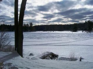 17 Chase Is, Atkinson, NH 03811