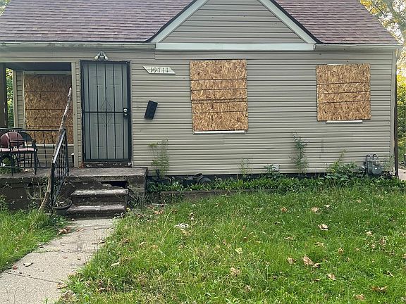 2nd image of 19711 Bentler St