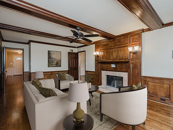 2nd image of 1456 Al Seier Rd