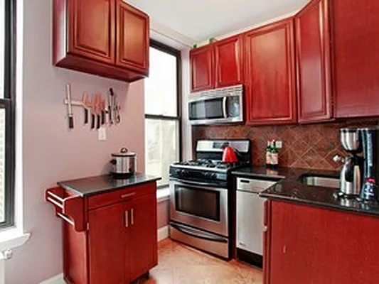 Sold by Corcoran | media 14