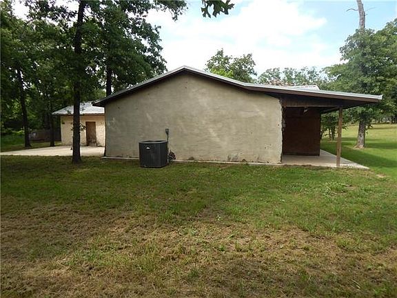2nd image of 605 Briarwood Trl