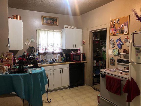 4th image of 2227 Mississippi Ave