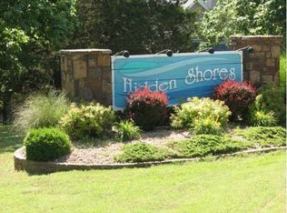 53 Hidden Shores Dr, Reeds Spring, MO 65737
