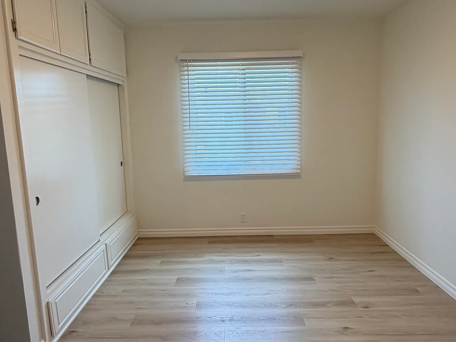 8542 Luxor Street — Photo 4