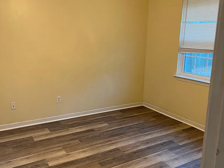 301 Fox Tail Dr — Photo 29