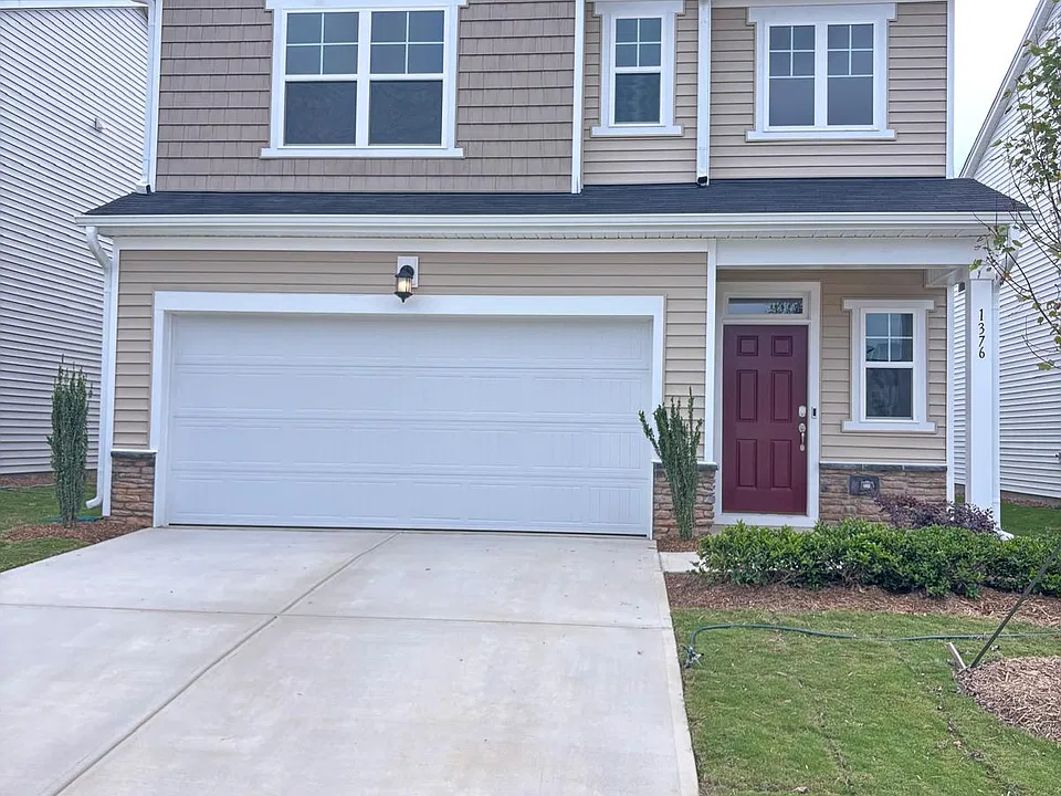 1376 Maple Branch Cir