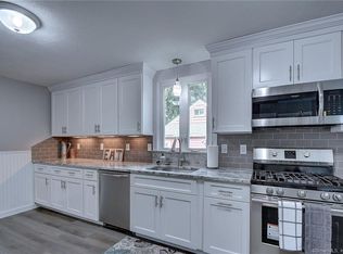 40 Atwood St, Newington, CT 06111