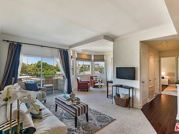 3rd image of 4455 Hazeltine Ave APT 206