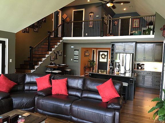 OPEN LIVING ROOM/KITCHEN
