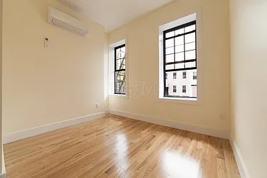 Rented by Brick&Mortar