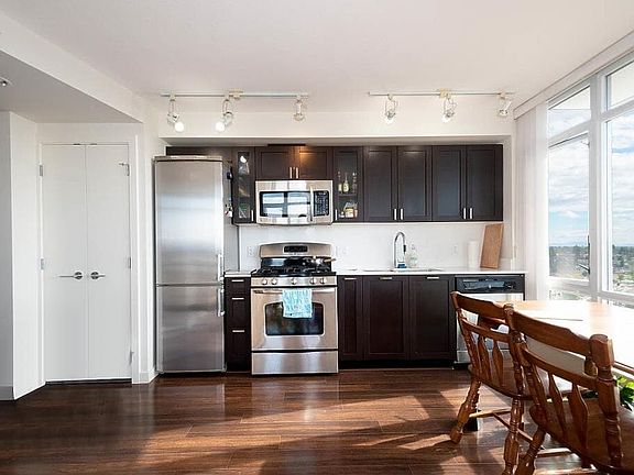 3rd image of 4815 Eldorado Mews #600