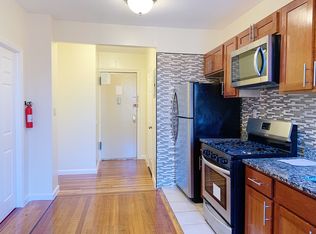 16220 89th Ave #B, Jamaica, NY 11432