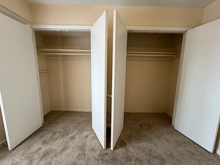 Forestbrook Apartments — Photo 16